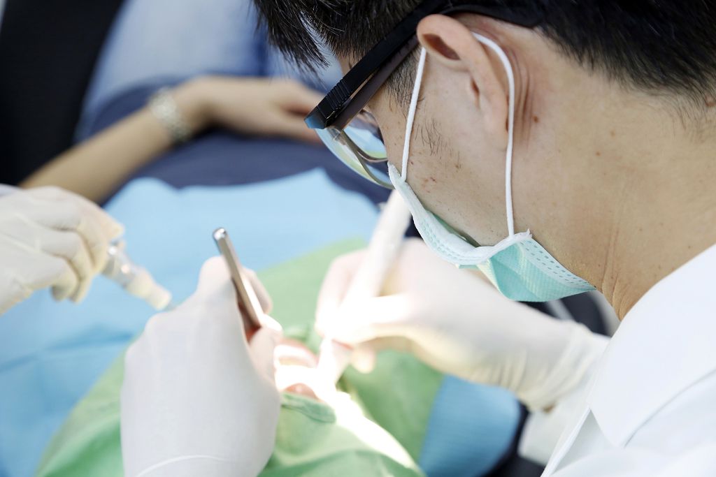 【補牙】哪些牙齒狀態推薦使用3D齒雕取代樹脂補牙？